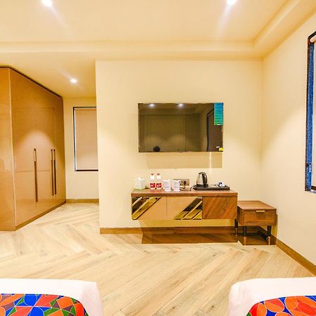 Fabhotel Prime Qotel Janakpuri Delhi Kültér fotó
