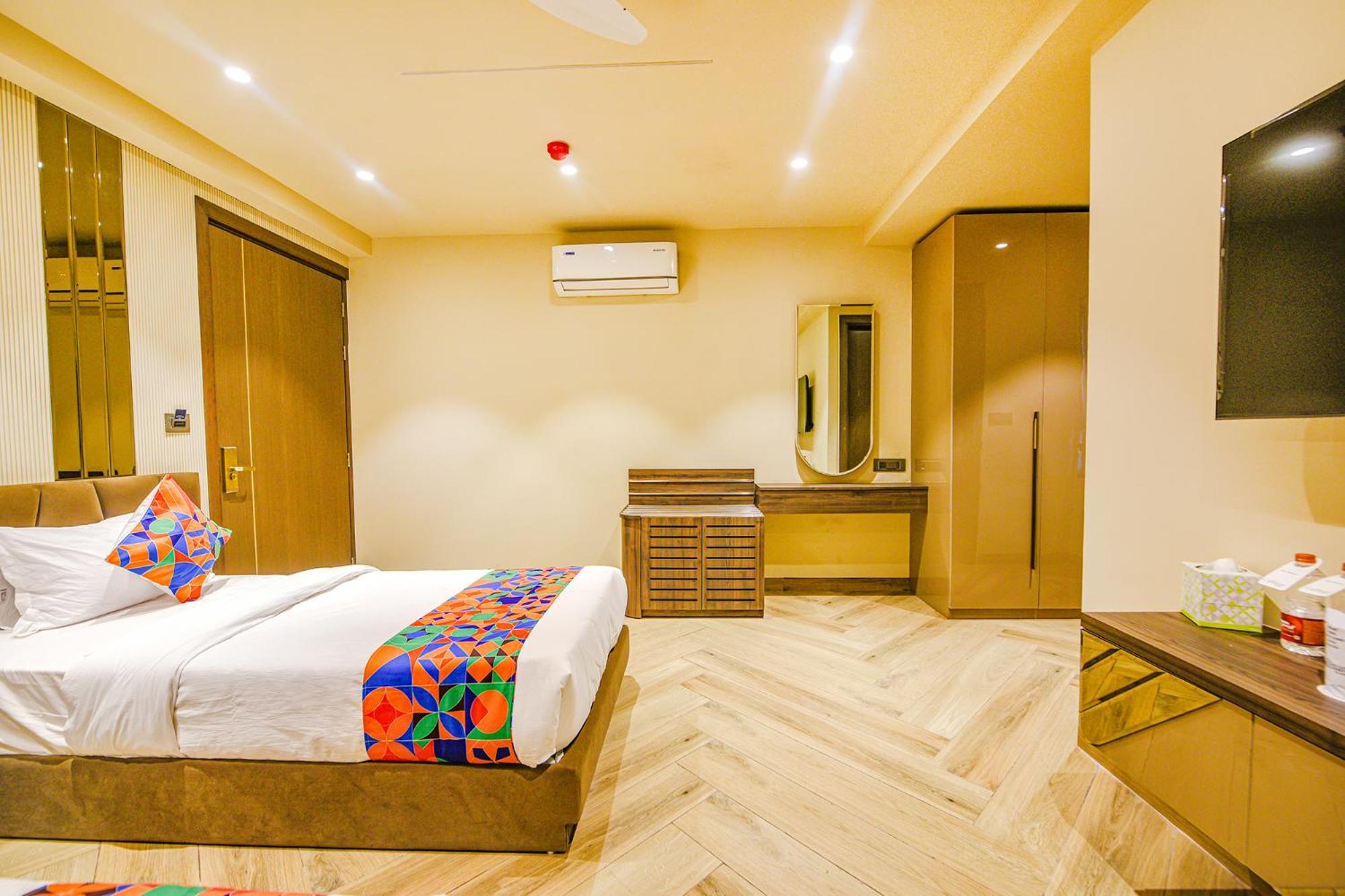 Fabhotel Prime Qotel Janakpuri Delhi Kültér fotó