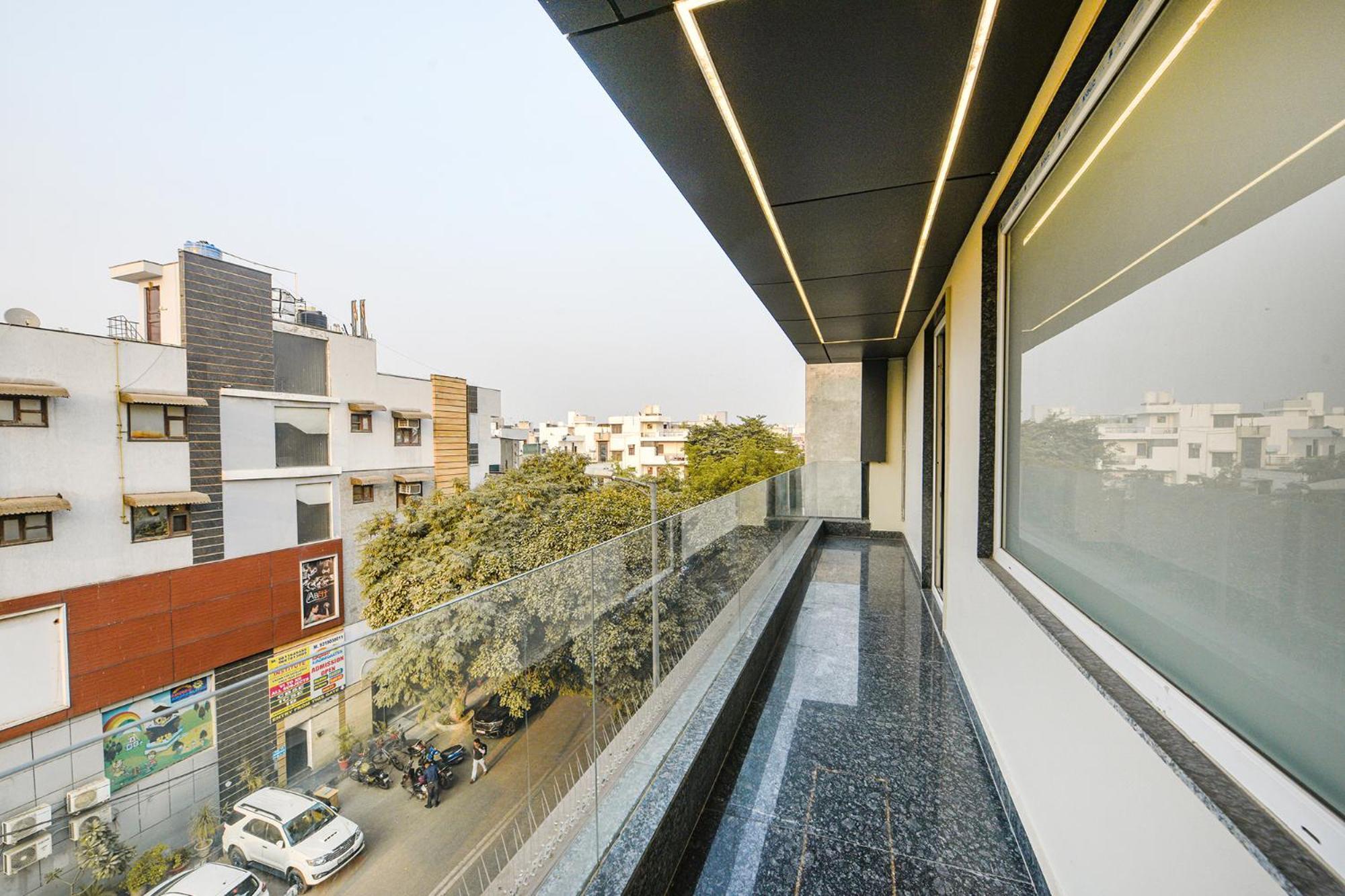 Fabhotel Prime Qotel Janakpuri Delhi Kültér fotó
